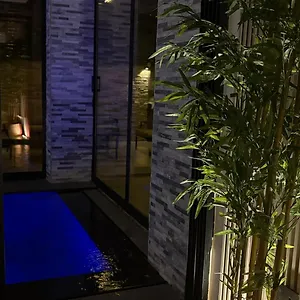 Ab Villa